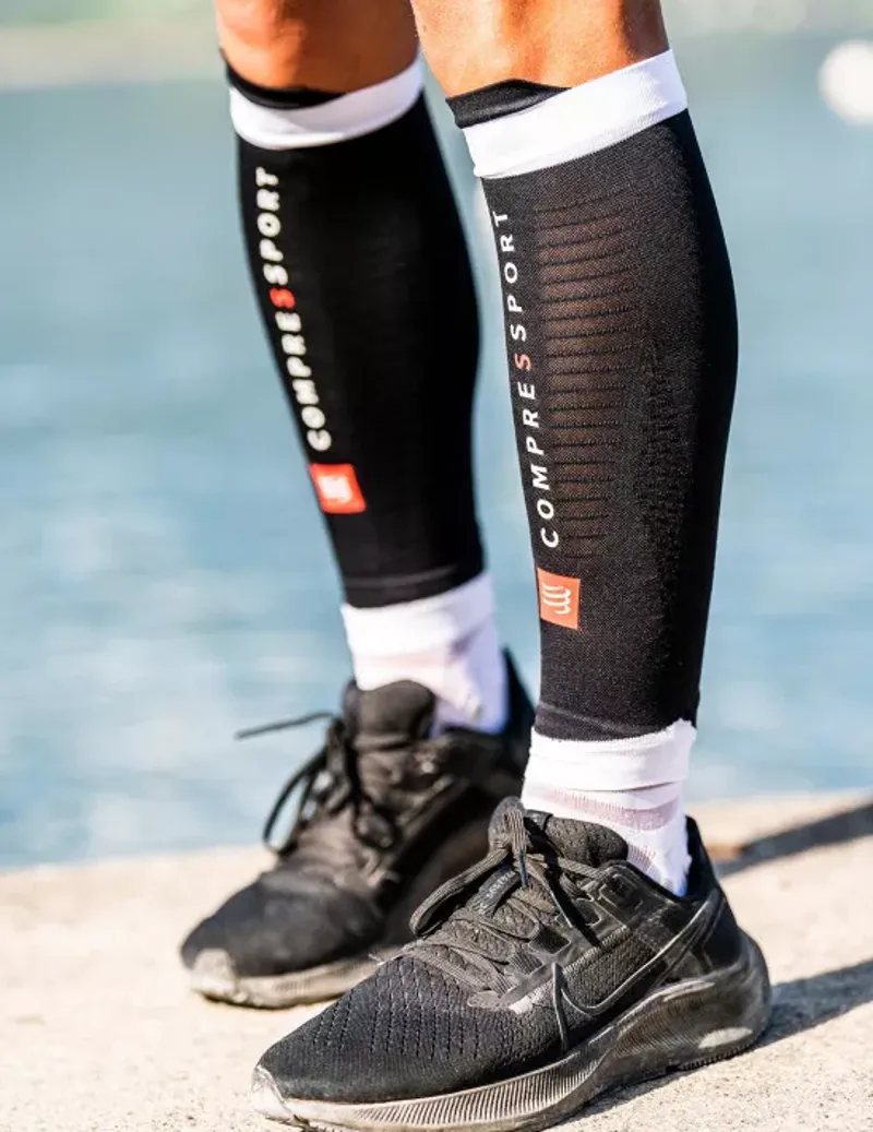 Compressport R2 3.0 Compression Calf Sleeves in Black/White-3