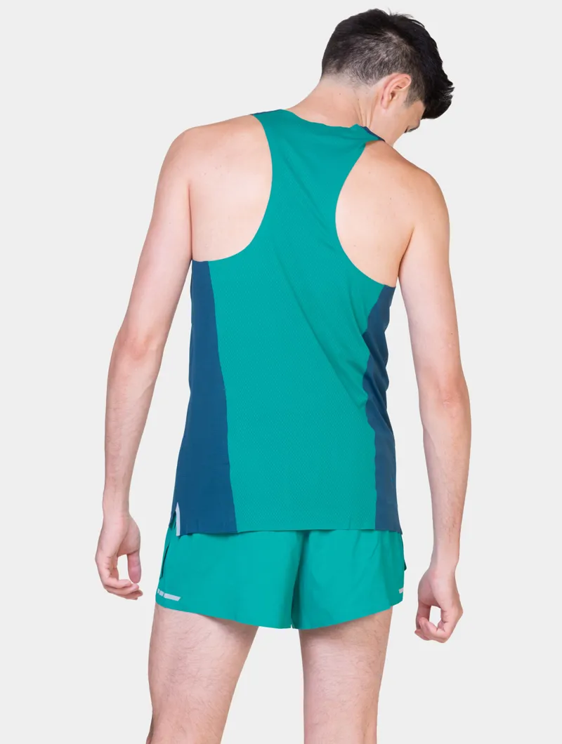 Ronhill Men's Tech Race Vest in Dark Navy/Deep Laguna-4