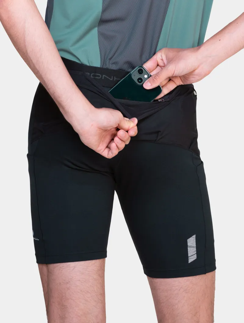 Ronhill Tech All-Terrain 8inch Stretch Men's Running Short in All Black-2