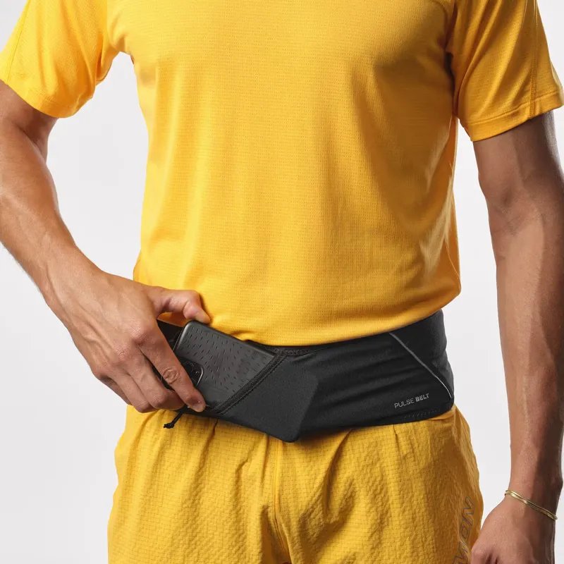 Salomon Pulse Unisex Running Belt in Black-2
