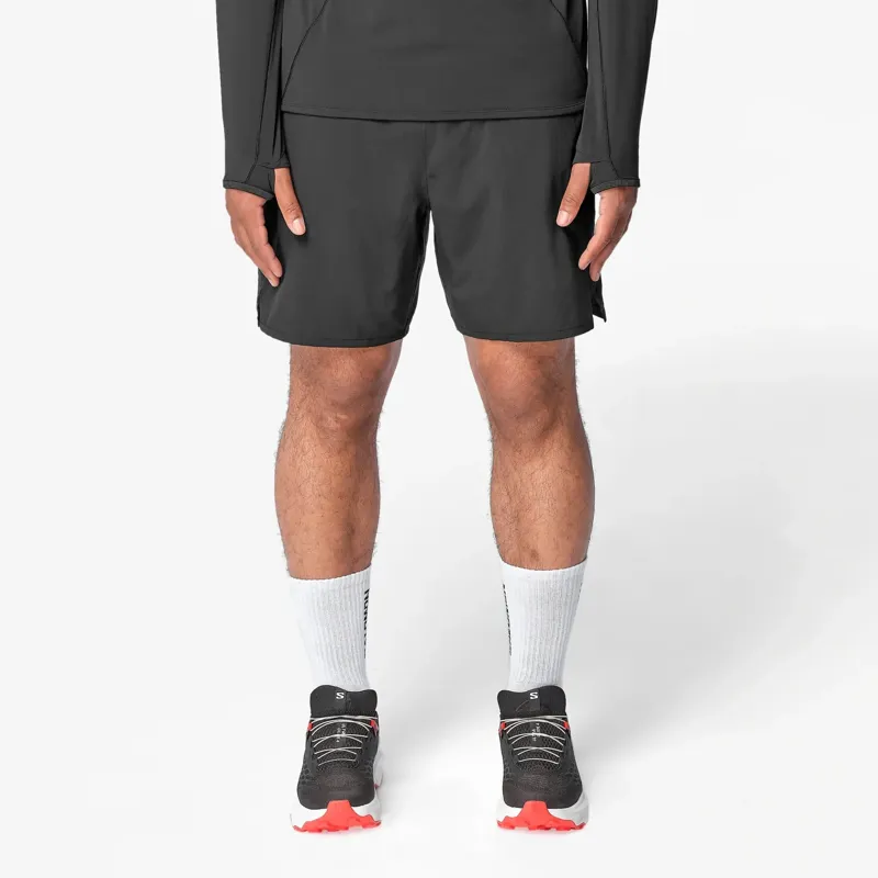 Salomon Shakeout Core 2in1 7inch Shorts in Deep Black-1