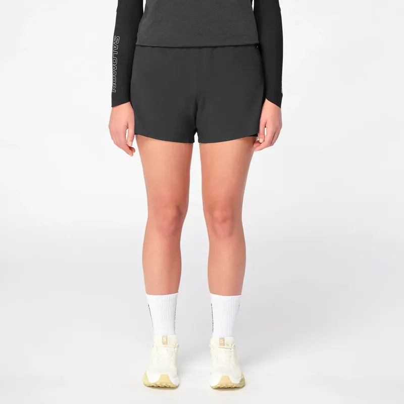 Salomon Shakeout Core 2in1 4inch Women's Running Shorts in Deep Black-1