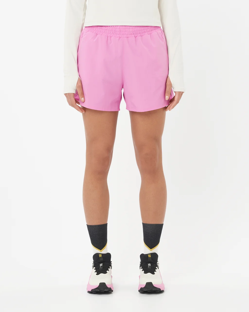 Salomon Shakeout Core 4 Women's Running Shorts in Cyclamen-1