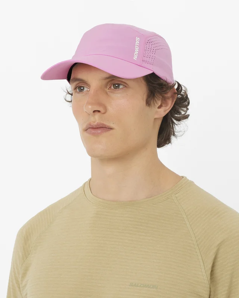 Salomon SHAKEout Unisex Cap in Cyclamen-1
