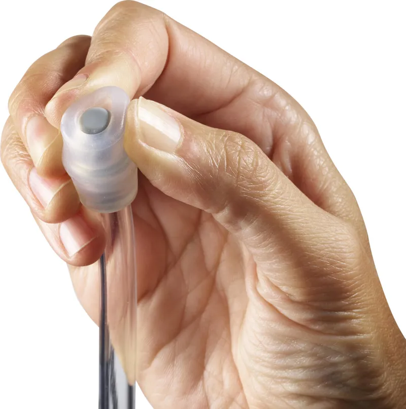 Salomon Soft Flask Straw in 500ml/17oz Clear Blue-1