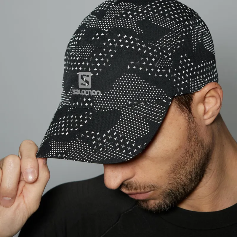 Salomon XA Reflective Cap in Black/AO/Reflective Silver-1