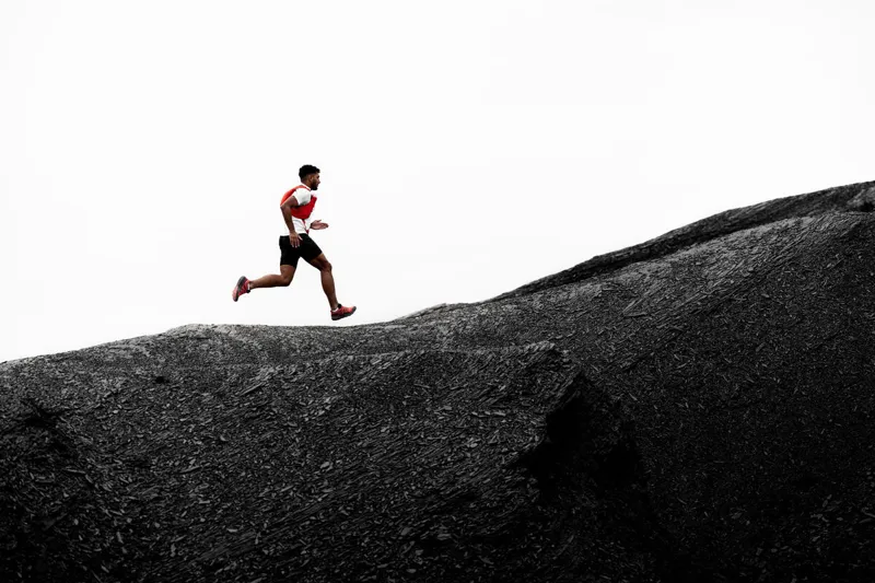 Salomon Sense Pro 10 Unisex Running Vest in Fiery Red/Ebony/Cabernet-5