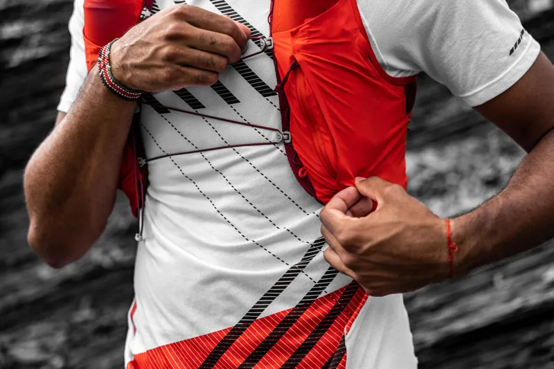 Salomon Sense Pro 10 Unisex Running Vest in Fiery Red/Ebony/Cabernet-7