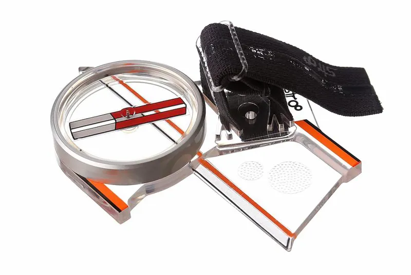 Str8 Original Compass in Northern Europe Right-Hand