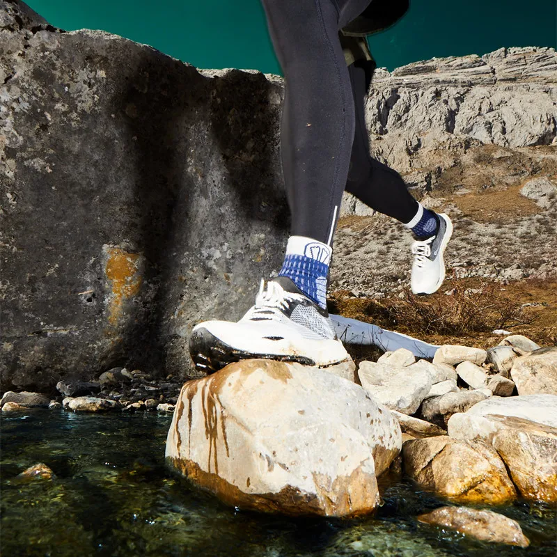 Sidas Free Trail Unisex Running Socks in Blue/Grey-5