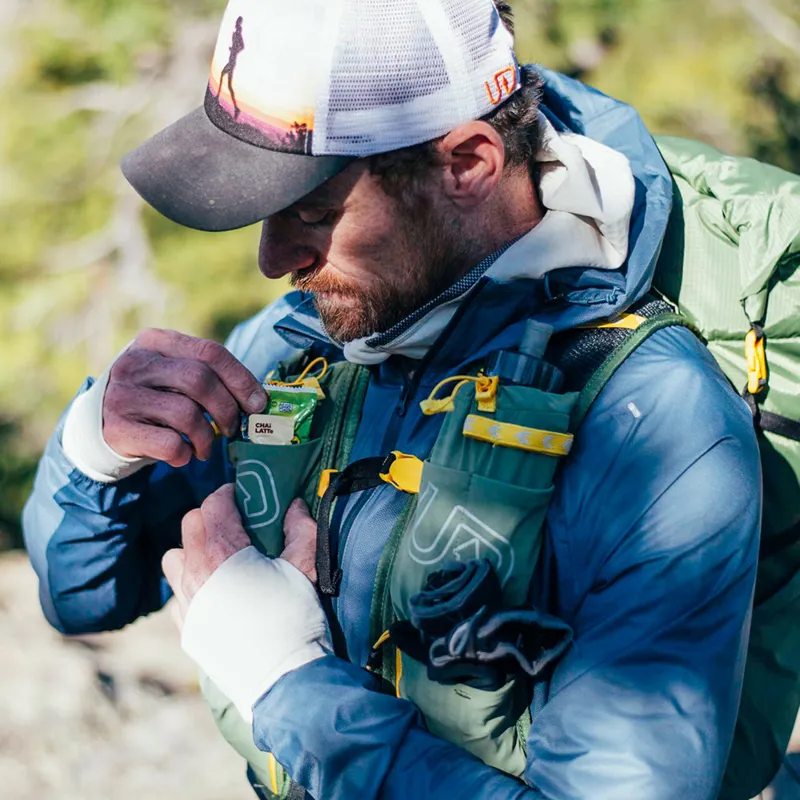 Ultimate Direction Fastpack 40 Running/Hiking Backpack in Spruce-8