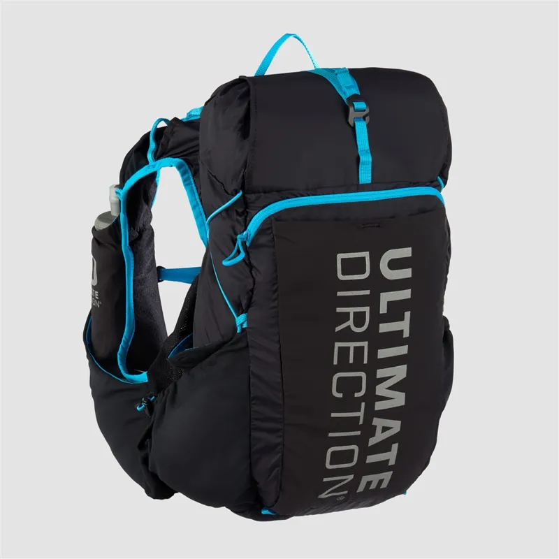 Ultimate Direction Adventure Vest 17L Running Pack in Onyx