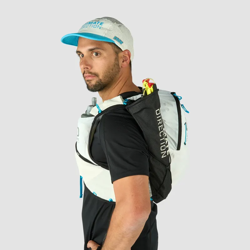 Ultimate Direction Quiver in Black-4