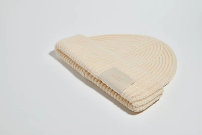 Vaga Midweight Beanie in Ecru-1
