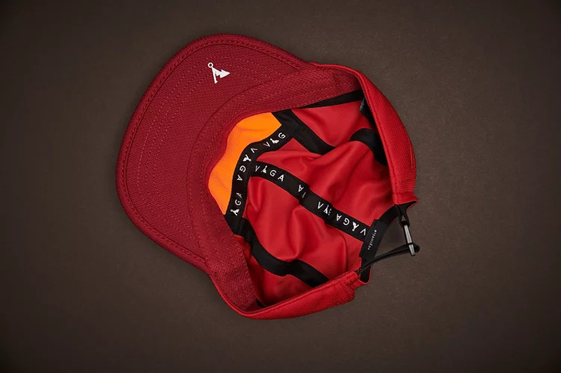 Våga Night Club Running Cap in Flame Red-7