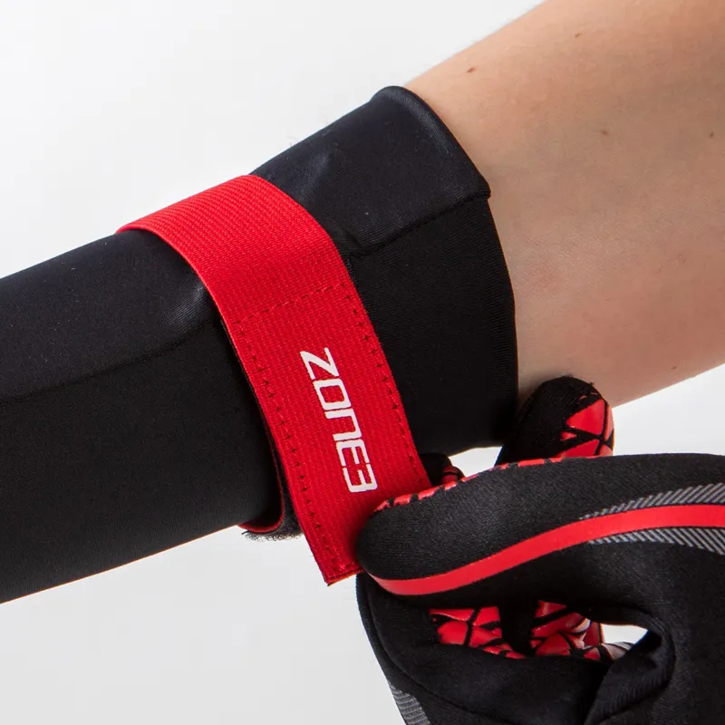 Zone3 Neoprene Swim Gloves in Black/Red-2